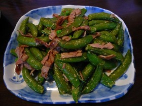スナップえんどうのハムチー炒め