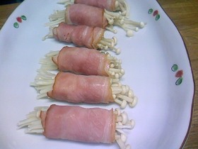 えのきのベーコン巻いてチン!!