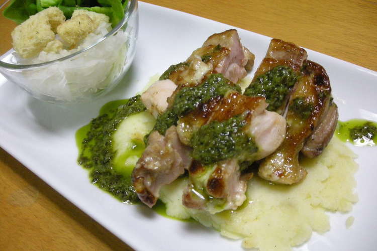 鶏もも肉のバジルソース レシピ 作り方 By Naturalm クックパッド 簡単おいしいみんなのレシピが357万品