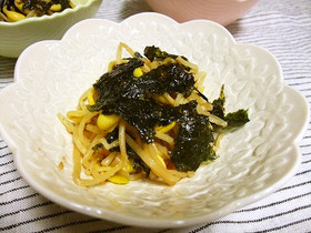 *豆もやしの韓国海苔のせナムル*