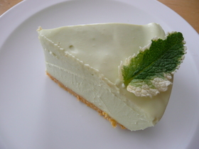 アボガドのレアチーズケーキ