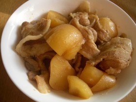 豚バラの肉じゃが