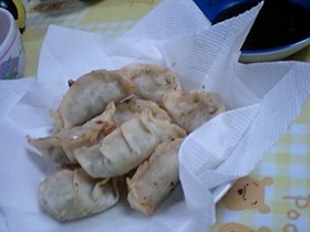 揚げ餃子の甘酢あんソース
