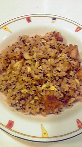 絶品!!簡単胡麻炒飯