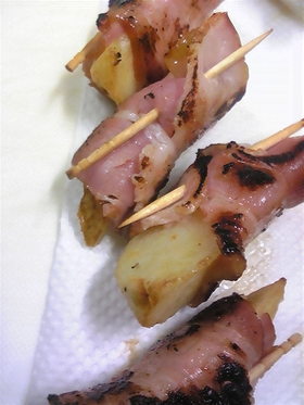 お弁当に!!ポテトのベーコン巻き~