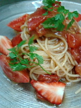 冷製イチゴパスタ