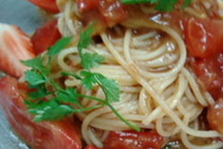 冷製イチゴパスタ レシピ 作り方 By Chef白石 クックパッド 簡単おいしいみんなのレシピが352万品