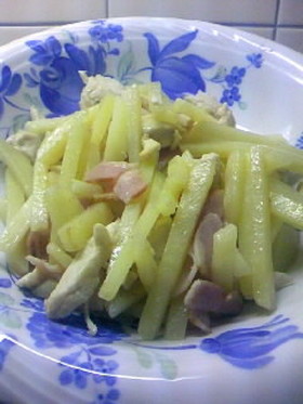 新じゃがと鶏肉の塩炒め