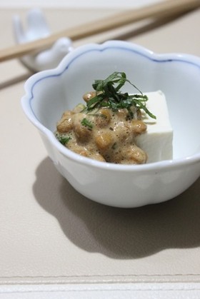 おつまみに☆梅納豆冷奴