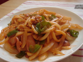 うどんで!?簡単ナポリタン♪