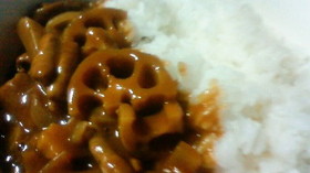 野菜たっぷりなもつカレー