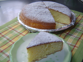 ふわふわ簡単スポンジケーキ