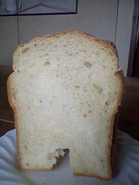 ハーブ食パン