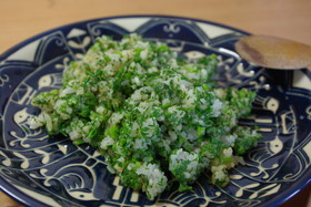 人参の葉で・・・ビタミンたっぷり美容炒飯