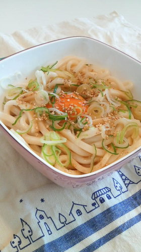私のお気に入り!ごま香る"釜玉うどん"