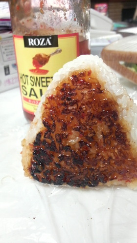 辛党さんにスイートチリの焼きおにぎり★