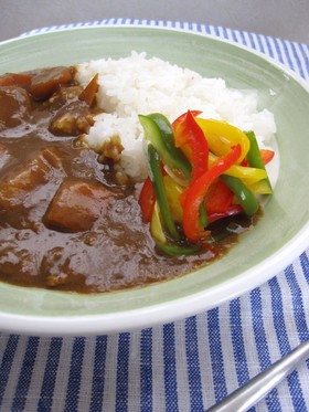 カレーに☆カラフルピーマンのサワー漬け☆