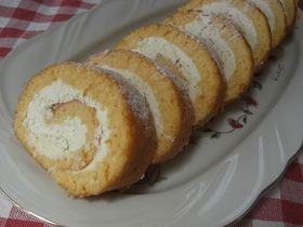 カステラ風味のロールケーキ♪