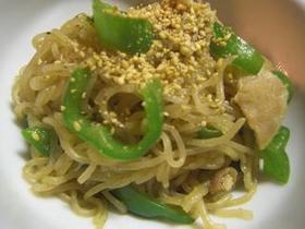 糸こんにゃくとピーマンの炒め煮