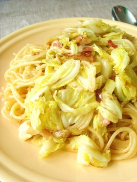 チーズがとろ~り♪キャベツのパスタ