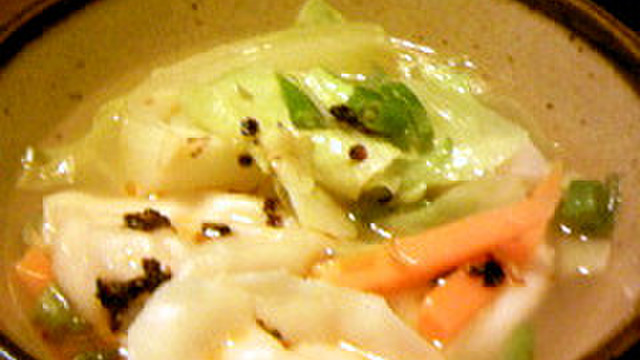 メインのおかず スープ水餃子 レシピ 作り方 By ようじあ クックパッド 簡単おいしいみんなのレシピが349万品