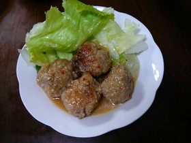 安くでお腹いっぱいな・レンコン団子の煮物
