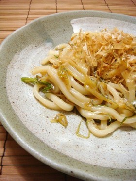 じゃこと白ネギのサッパリ焼うどん