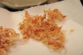ビールに最高!桜海老だけのかき揚げ
