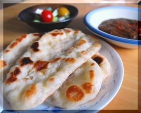 カレーのおともに。HBで簡単ナン