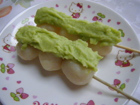 そら豆餡で☆やわらか~豆腐団子♪