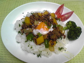 ドライカレー