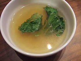 春雨とレタスのスープ