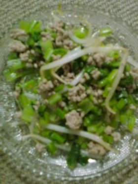 節約もやしかぶ葉いため