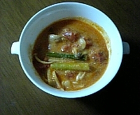簡単!トマト鍋(豆乳クリーム味)