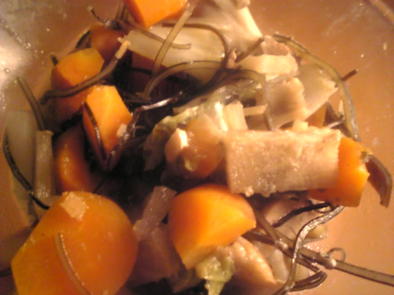 鶏ハムと野菜のスープの写真