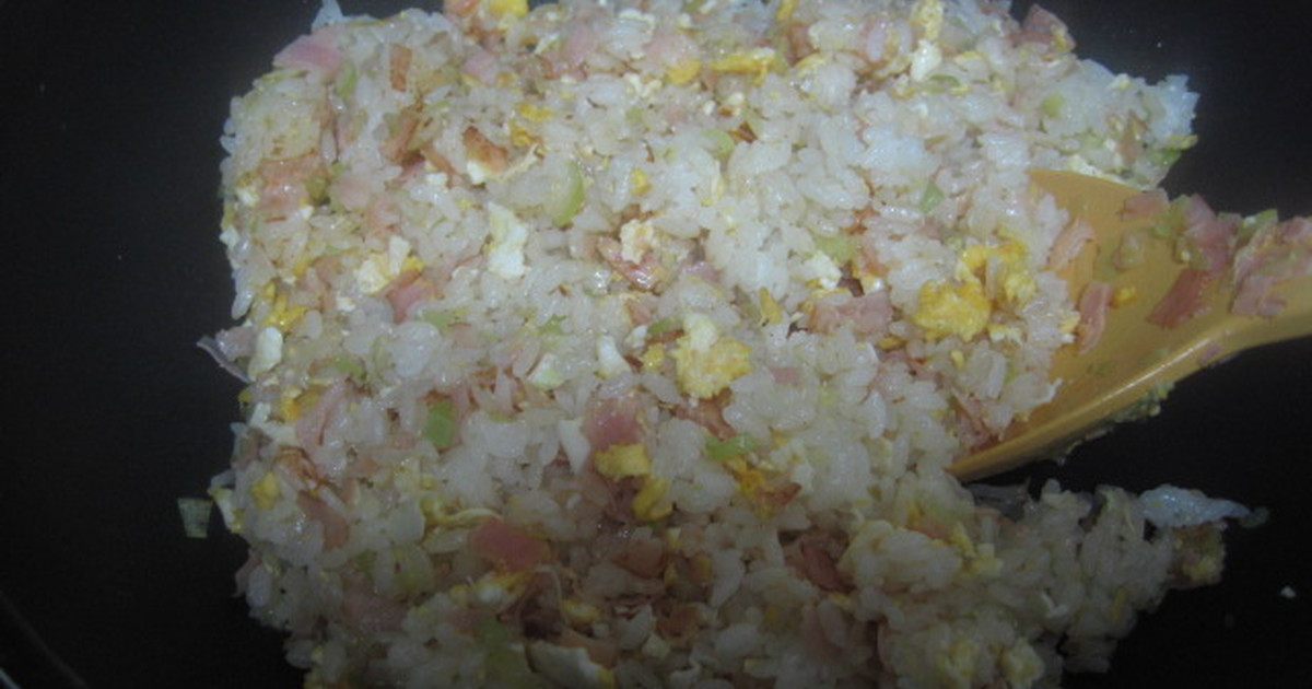 丸鶏ガラスープで炒飯 レシピ 作り方 By ミントティ クックパッド 簡単おいしいみんなのレシピが360万品