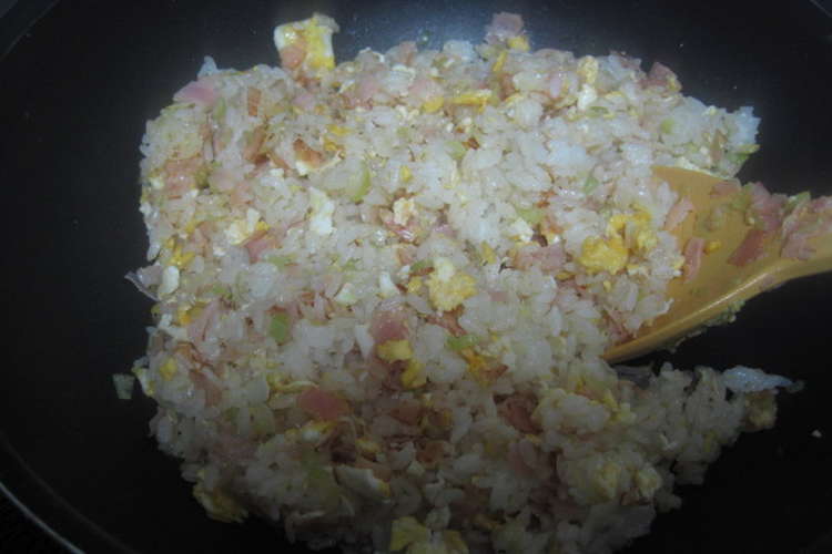 丸鶏ガラスープで炒飯 レシピ 作り方 By ミントティ クックパッド 簡単おいしいみんなのレシピが356万品
