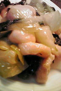 青菜と麩を丸鶏がらスープで美味しく炒め煮