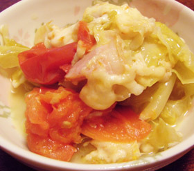 超簡単!キャベツとトマトのチーズ煮込み