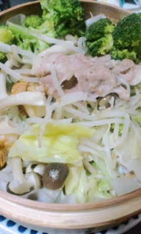 野菜いろいろ蒸し料理