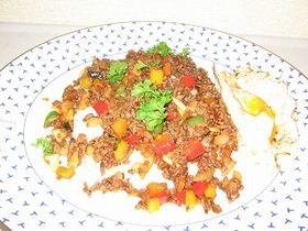 パプリカ夏野菜彩りキーマカレー