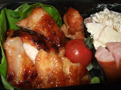 お弁当に♪超簡単鶏の照り焼きの写真