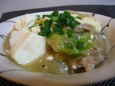 豆腐と白菜と豚肉のトロやわ煮の写真