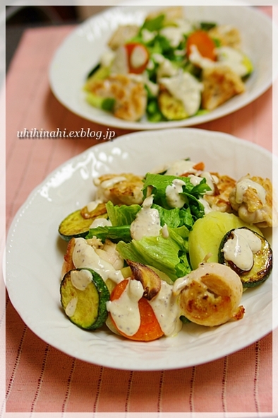 チキンと野菜のアンチョビクリームソースの写真