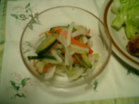 リンゴ酢で☆☆まろやかピクルス☆