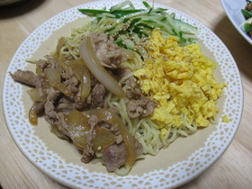 めちゃウマ♡♡焼肉のせ冷やし中華