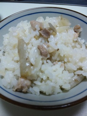 かしわと新玉ねぎの炊き込み