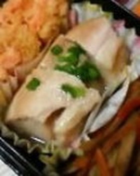 蒸し鶏のさっぱり中華ソース