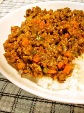 ☆野菜いっぱーい♪美味しいドライカレー☆