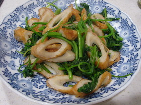 三つ葉とちくわの炒め物